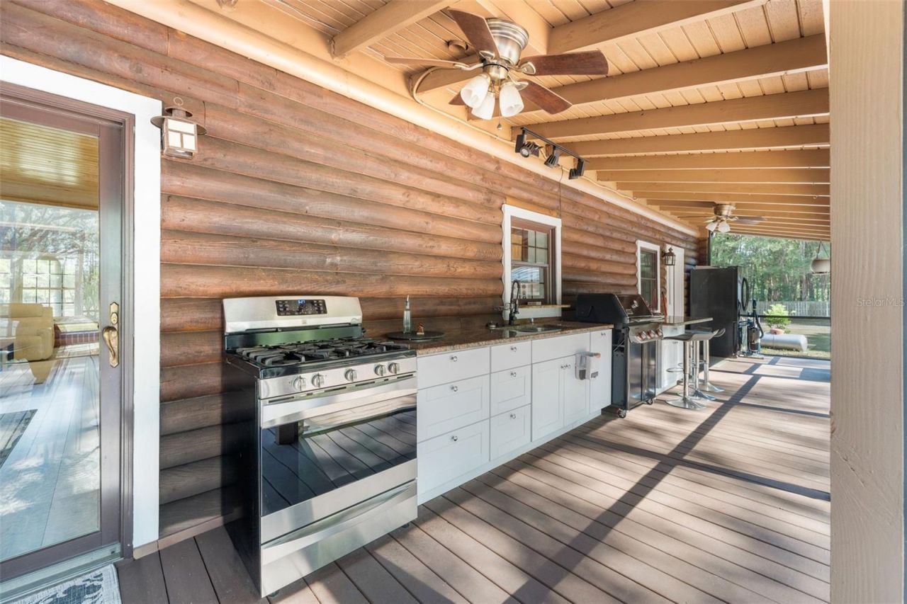 1114 SW 143rd Street , Newberry, FL 32669 Photo