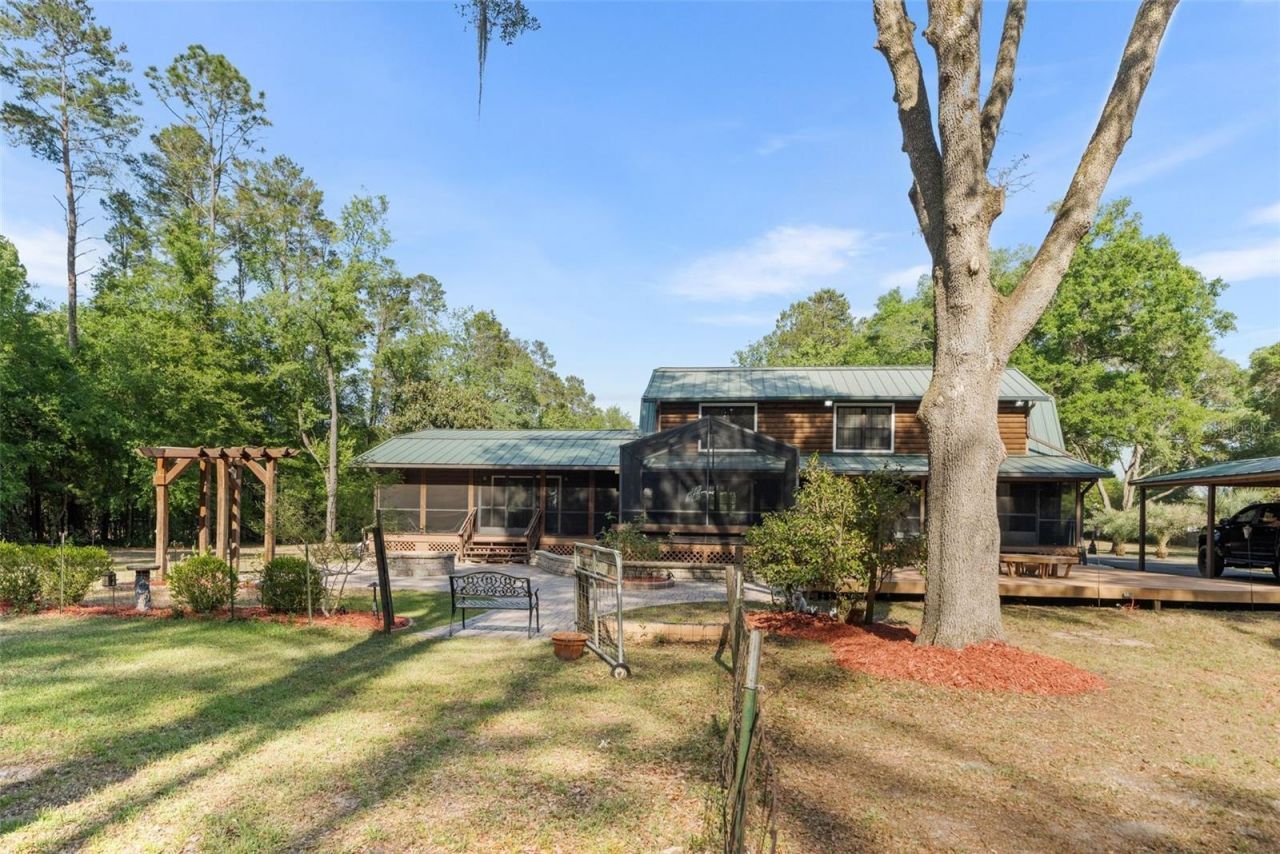 1114 SW 143rd Street , Newberry, FL 32669 Photo