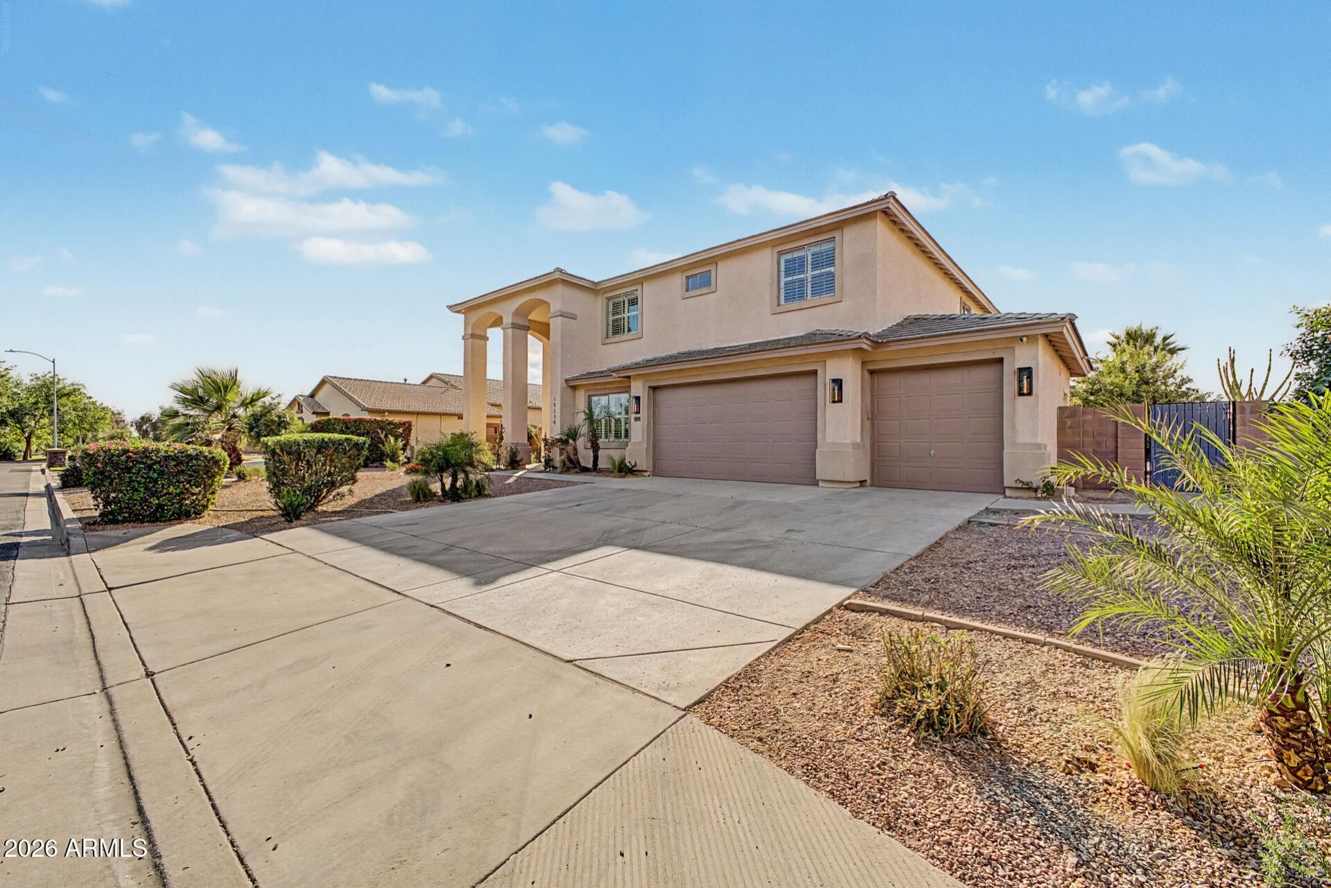 15238 W Becker Lane, Surprise, AZ 85379 Main Photo