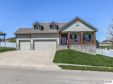 6010 N 152 Avenue, Omaha, NE 68116