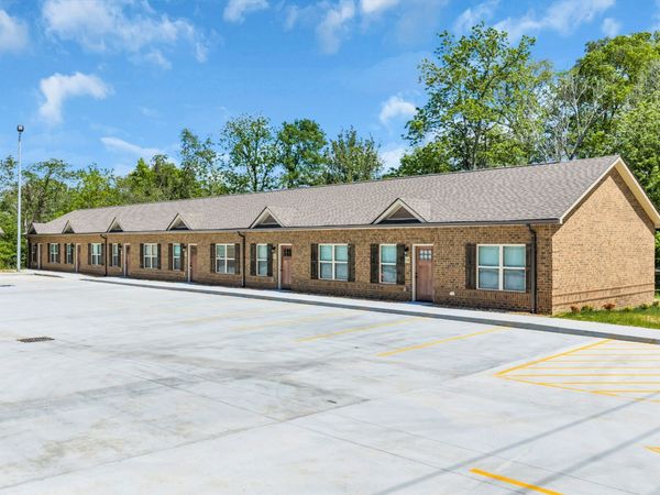 404 Cedar Ln , Tullahoma, TN 37388