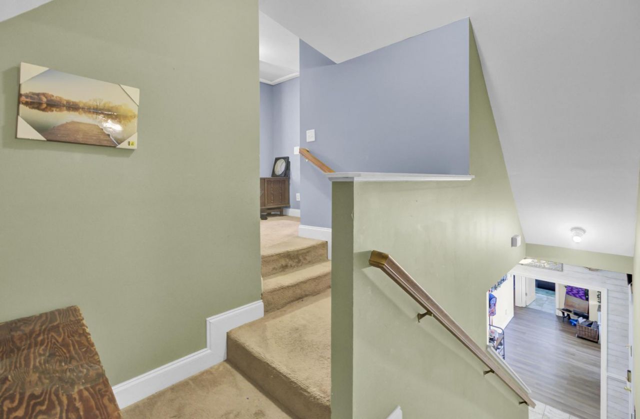 172 Cotillion Crescent Photo 20