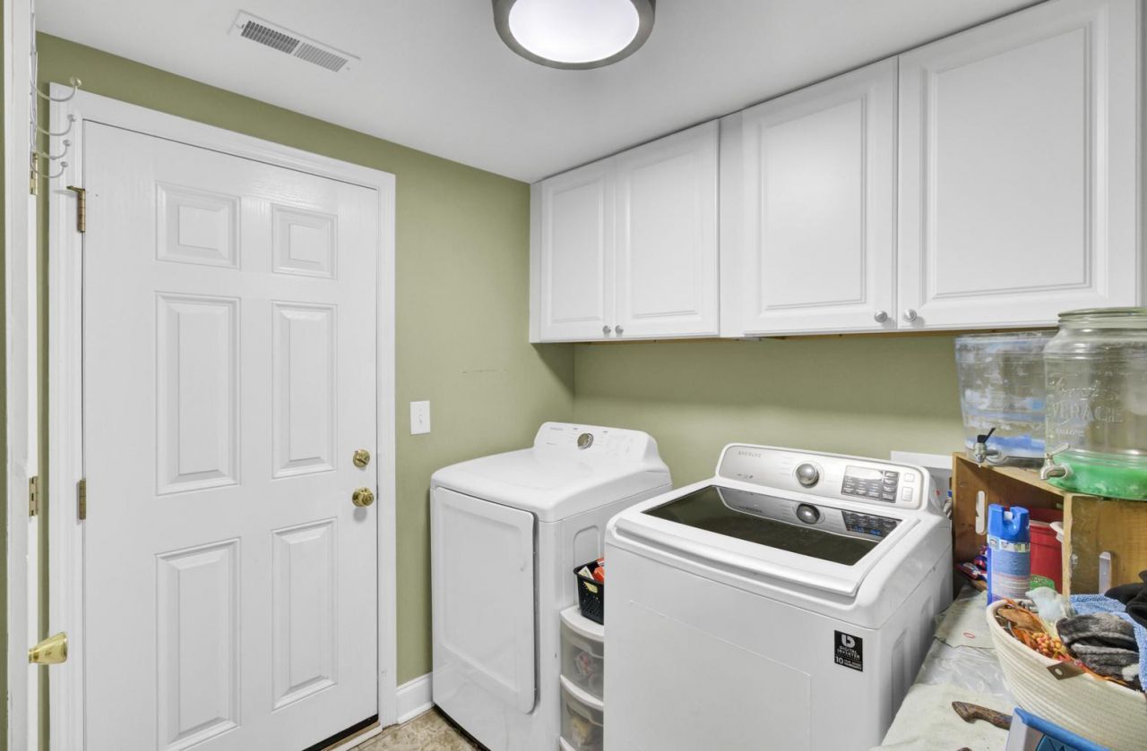 172 Cotillion Crescent Photo 28