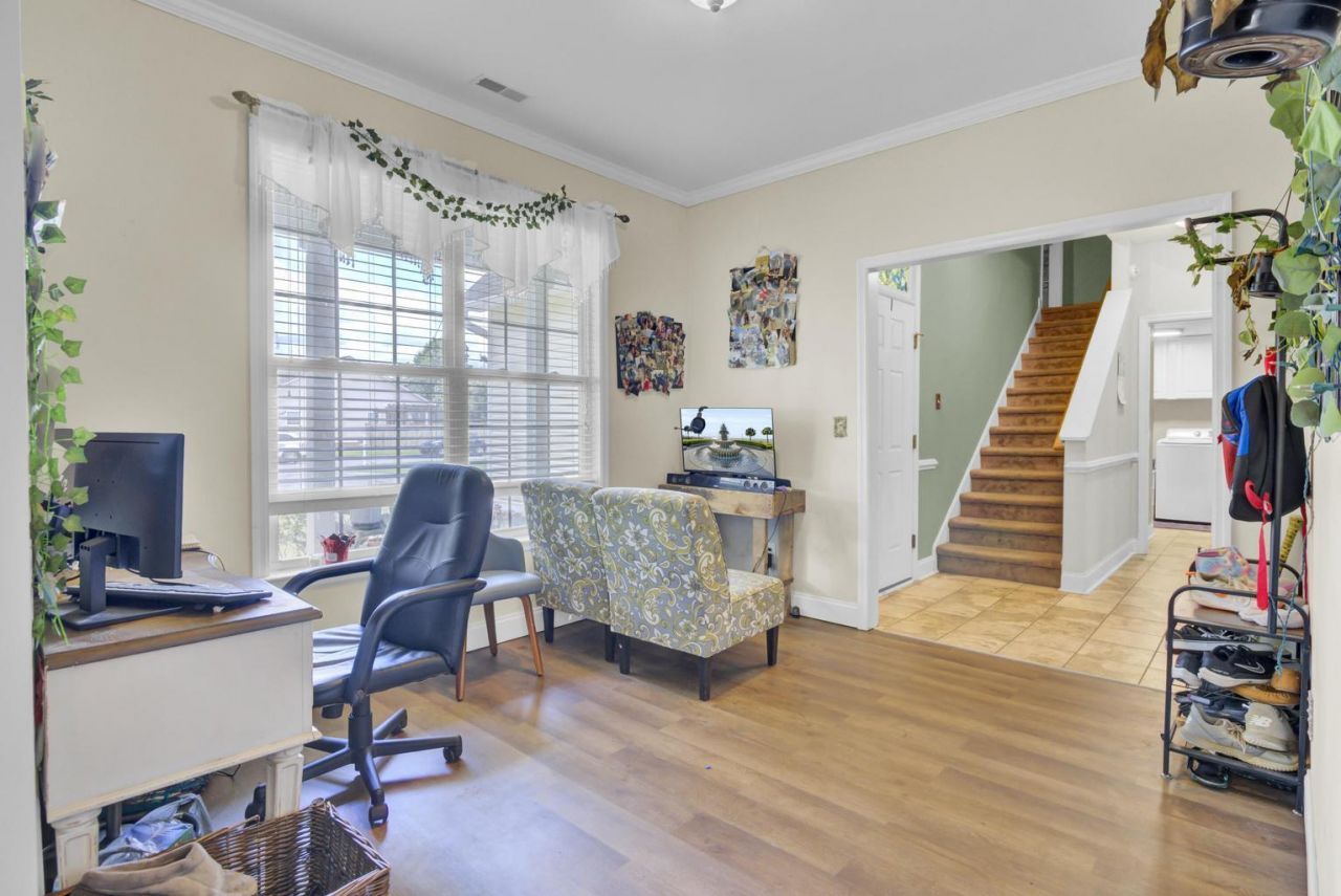 172 Cotillion Crescent Photo 30