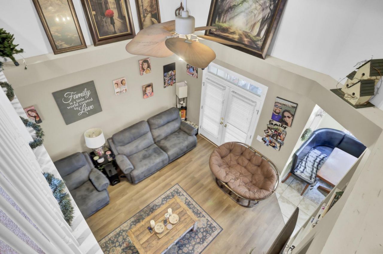 172 Cotillion Crescent Photo 33