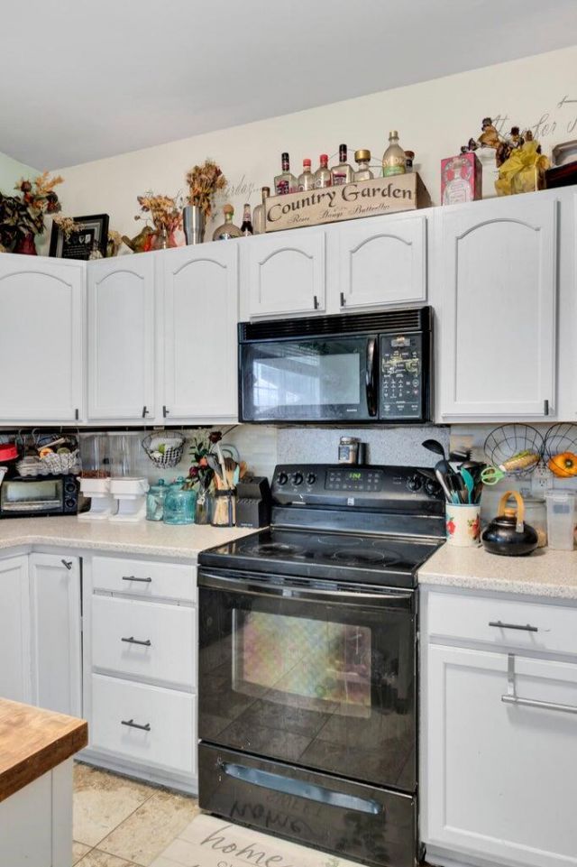 172 Cotillion Crescent Photo 4