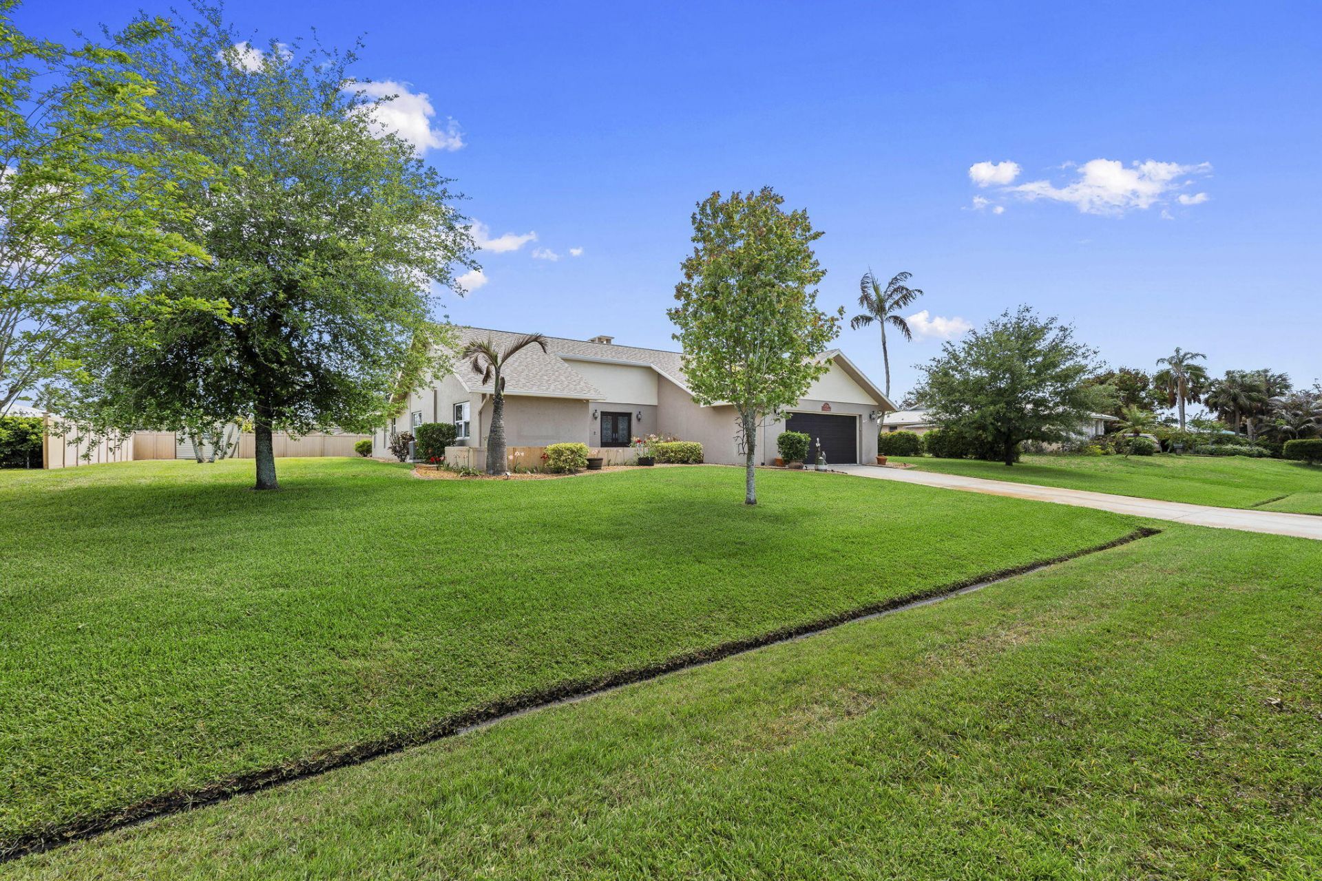 1730 SE Canora Road, Port Saint Lucie, FL 34952 Photo