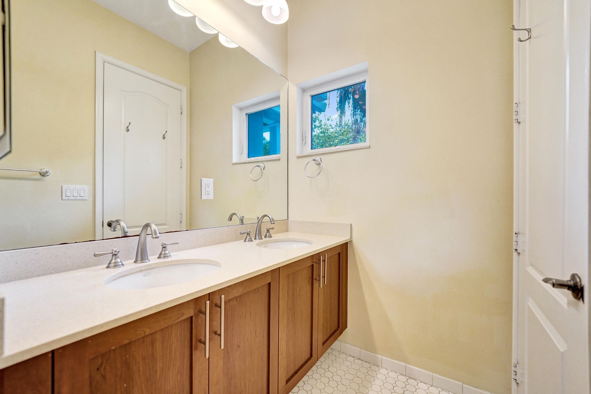 370 SW 14 Avenue, Fort Lauderdale, FL 33312 Photo