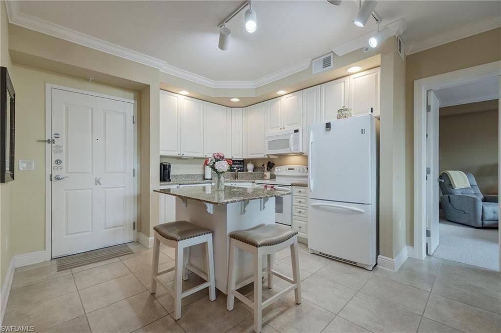 2825 Palm Beach Blvd , Unit 214, Fort Myers, FL 33916 Photo
