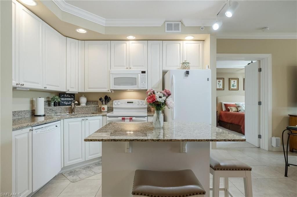 2825 Palm Beach Blvd , Unit 214, Fort Myers, FL 33916 Photo