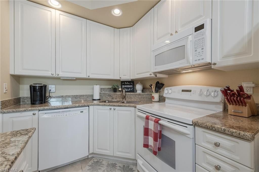 2825 Palm Beach Blvd , Unit 214, Fort Myers, FL 33916 Photo