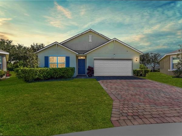 10357 Silver Pond LN , LEHIGH ACRES, FL 33936