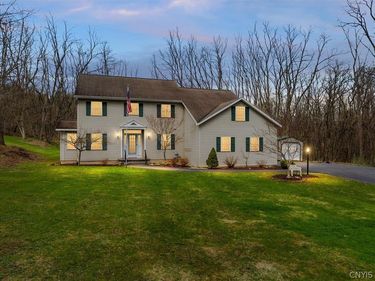 9211 Grange Hill Road , New Hartford, NY 13413