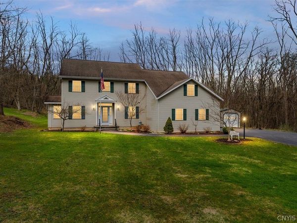 9211 Grange Hill Road , New Hartford, NY 13413