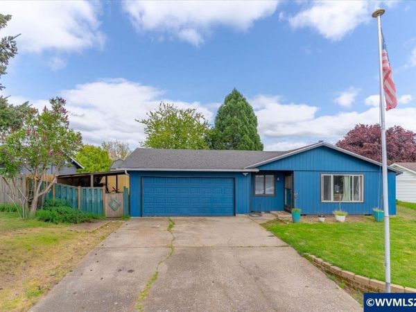 155 S 7th St, Jefferson, OR 97352