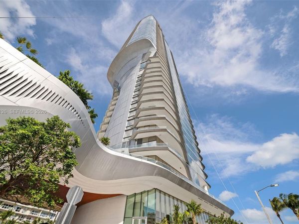 175 SE 25 RD , Unit 2604, Miami, FL 33129