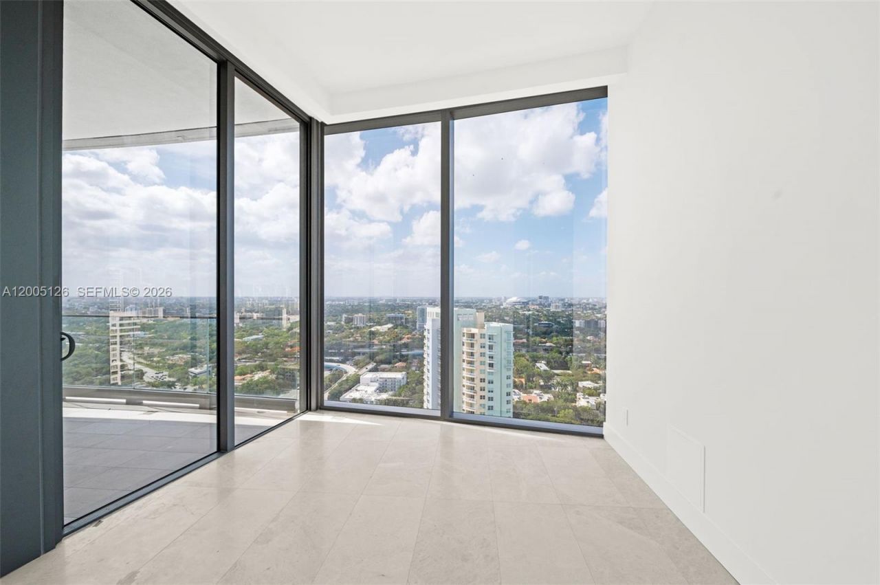 175 SE 25 Rd , Unit 2604, Miami, FL 33129 Photo