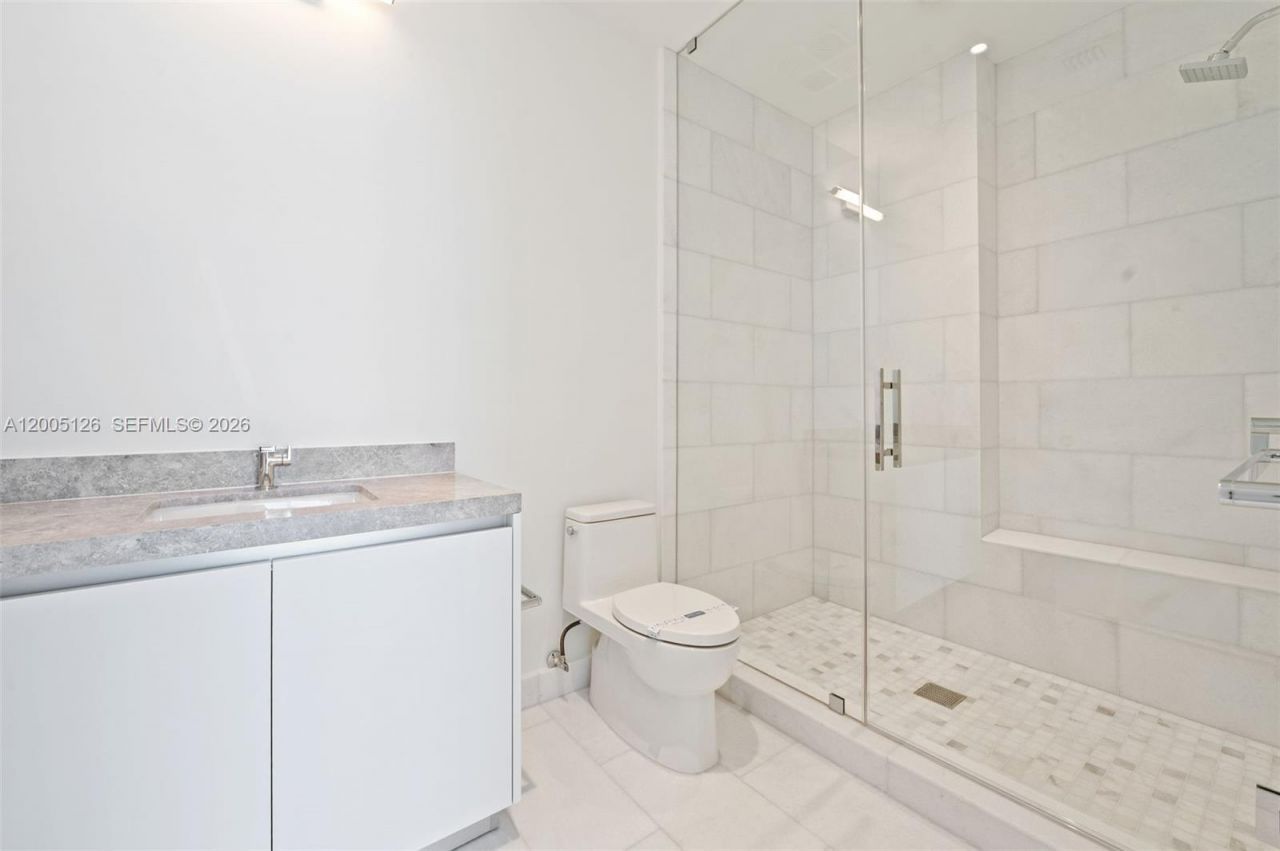 175 SE 25 Rd , Unit 2604, Miami, FL 33129 Photo