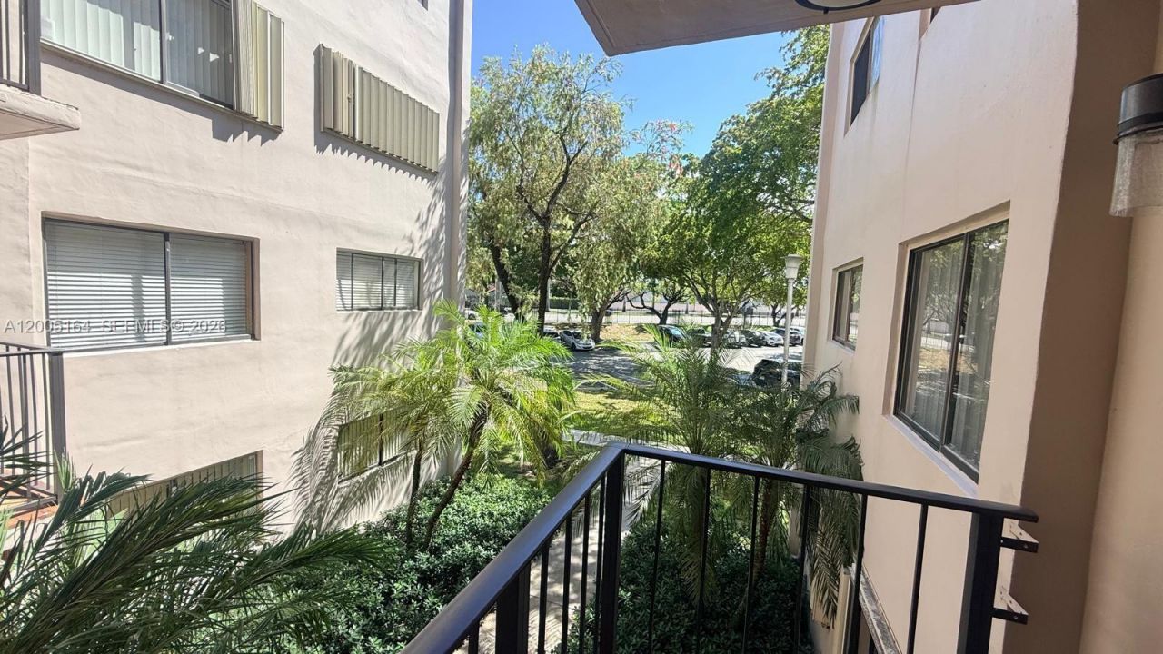 8650 SW 133rd Ave Rd , Unit 213, Miami, FL 33183 Photo