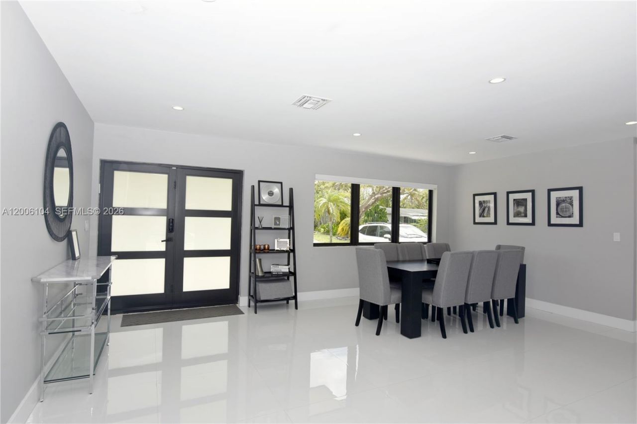 9281 SW 166th Ter , Palmetto Bay, FL 33157 Photo