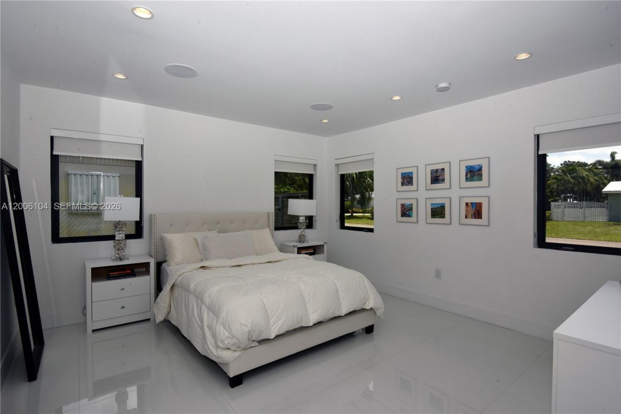 9281 SW 166th Ter , Palmetto Bay, FL 33157 Photo
