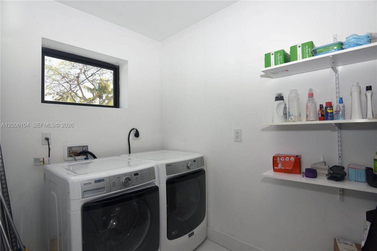 9281 SW 166th Ter , Palmetto Bay, FL 33157 Photo