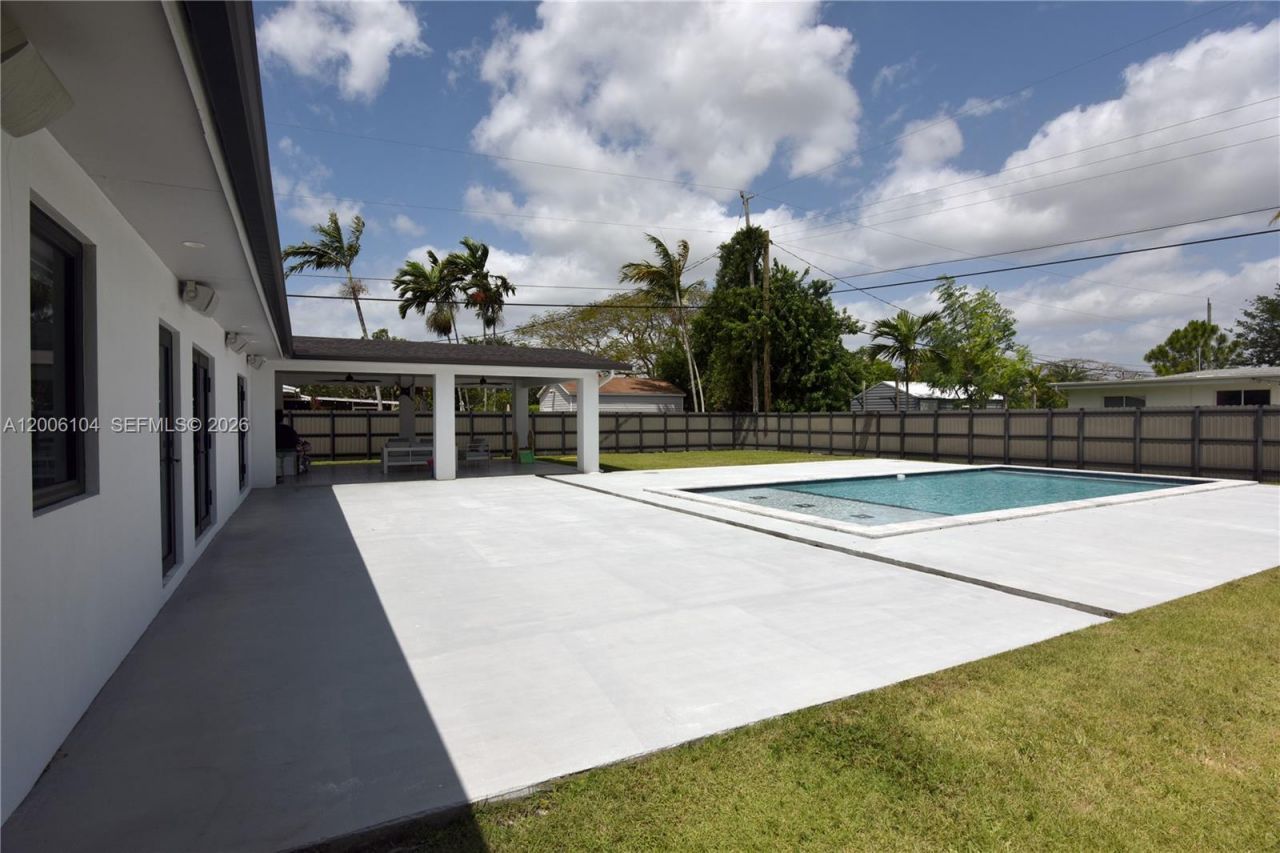 9281 SW 166th Ter , Palmetto Bay, FL 33157 Photo