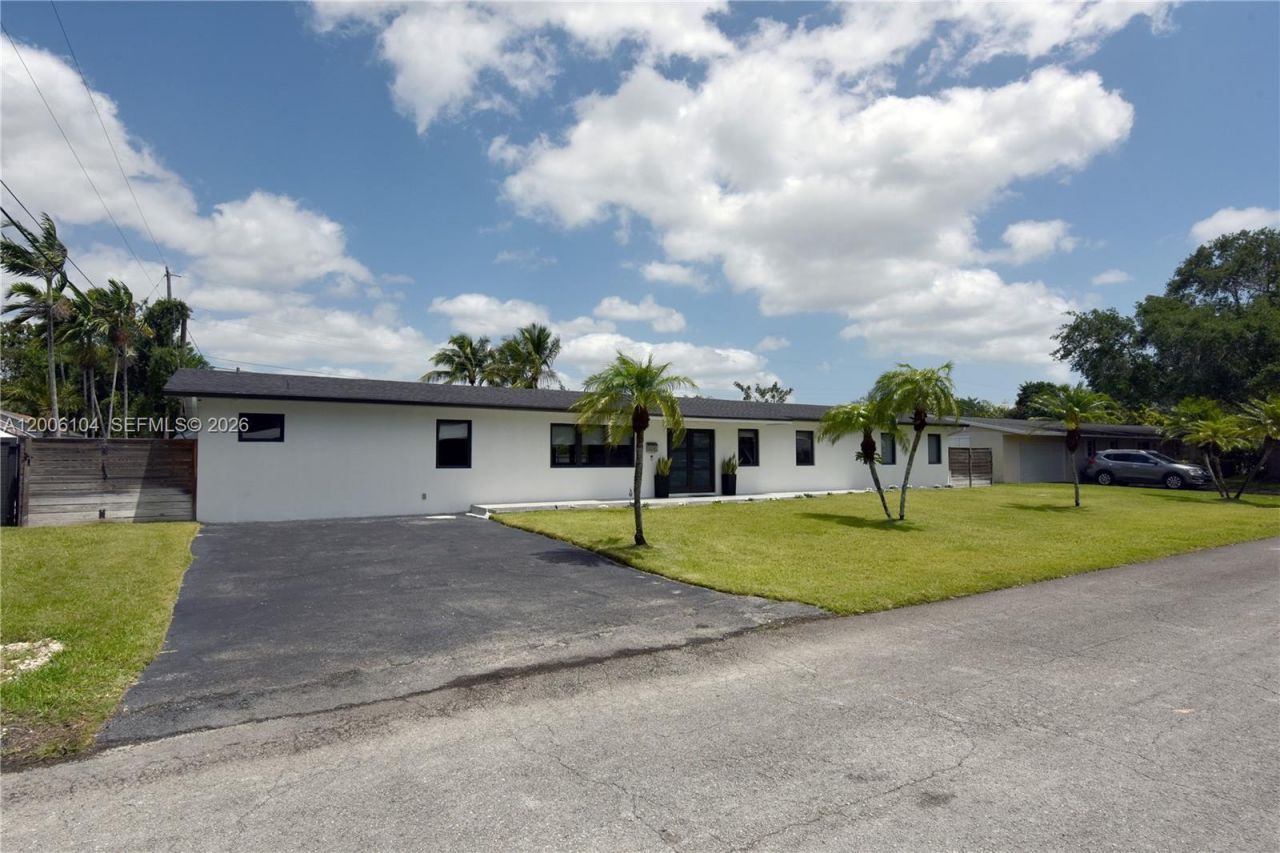 9281 SW 166th Ter , Palmetto Bay, FL 33157 Photo