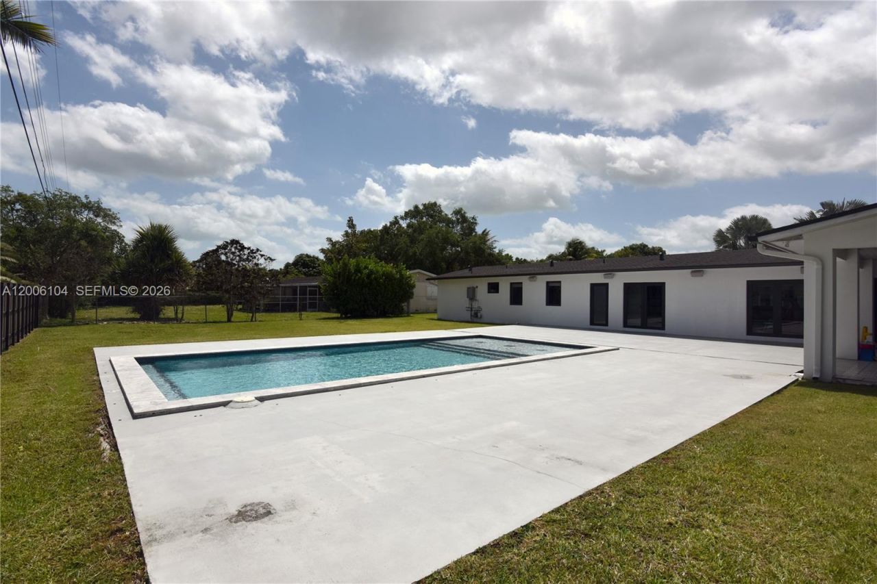 9281 SW 166th Ter , Palmetto Bay, FL 33157 Photo