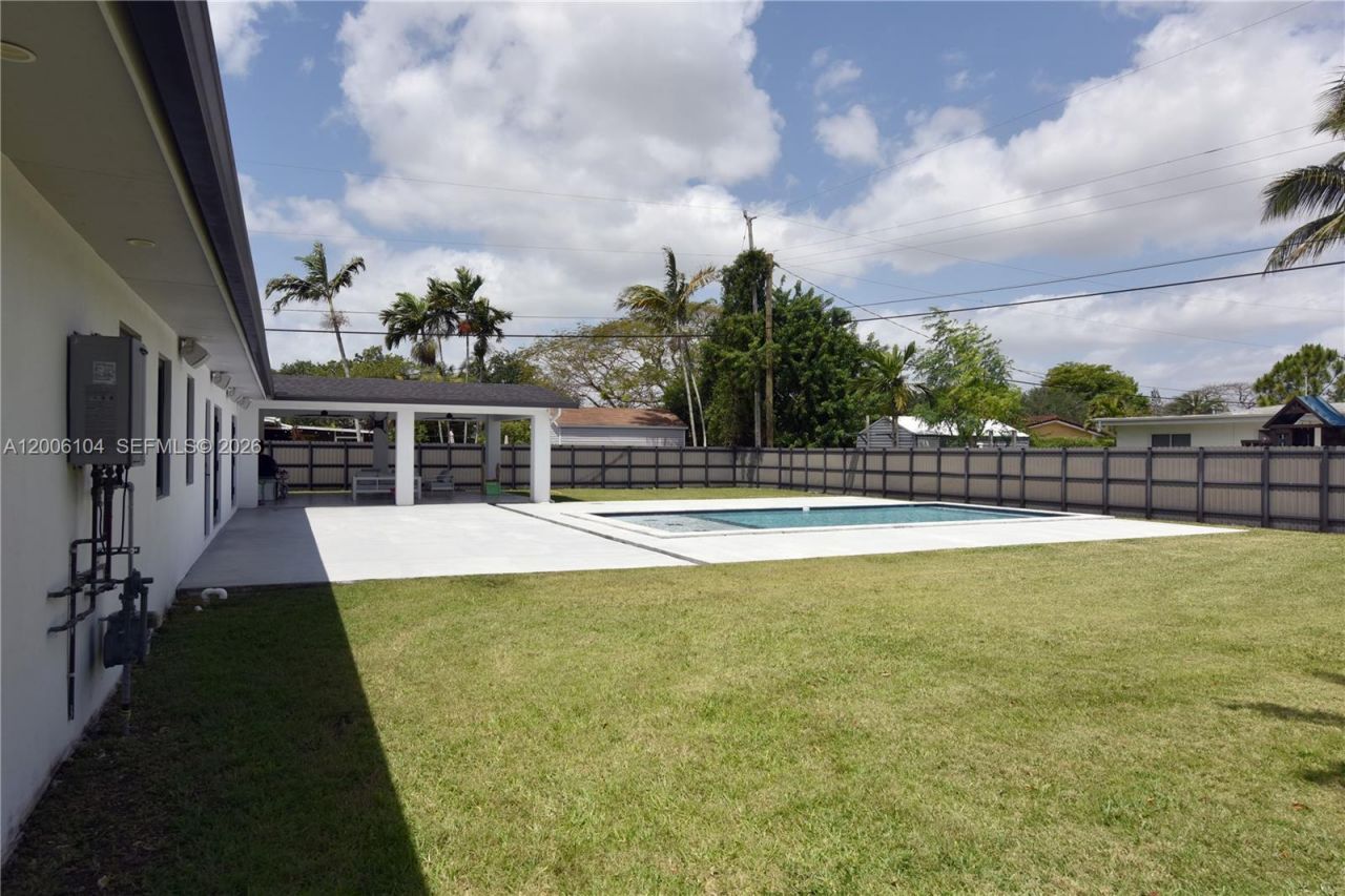9281 SW 166th Ter , Palmetto Bay, FL 33157 Photo