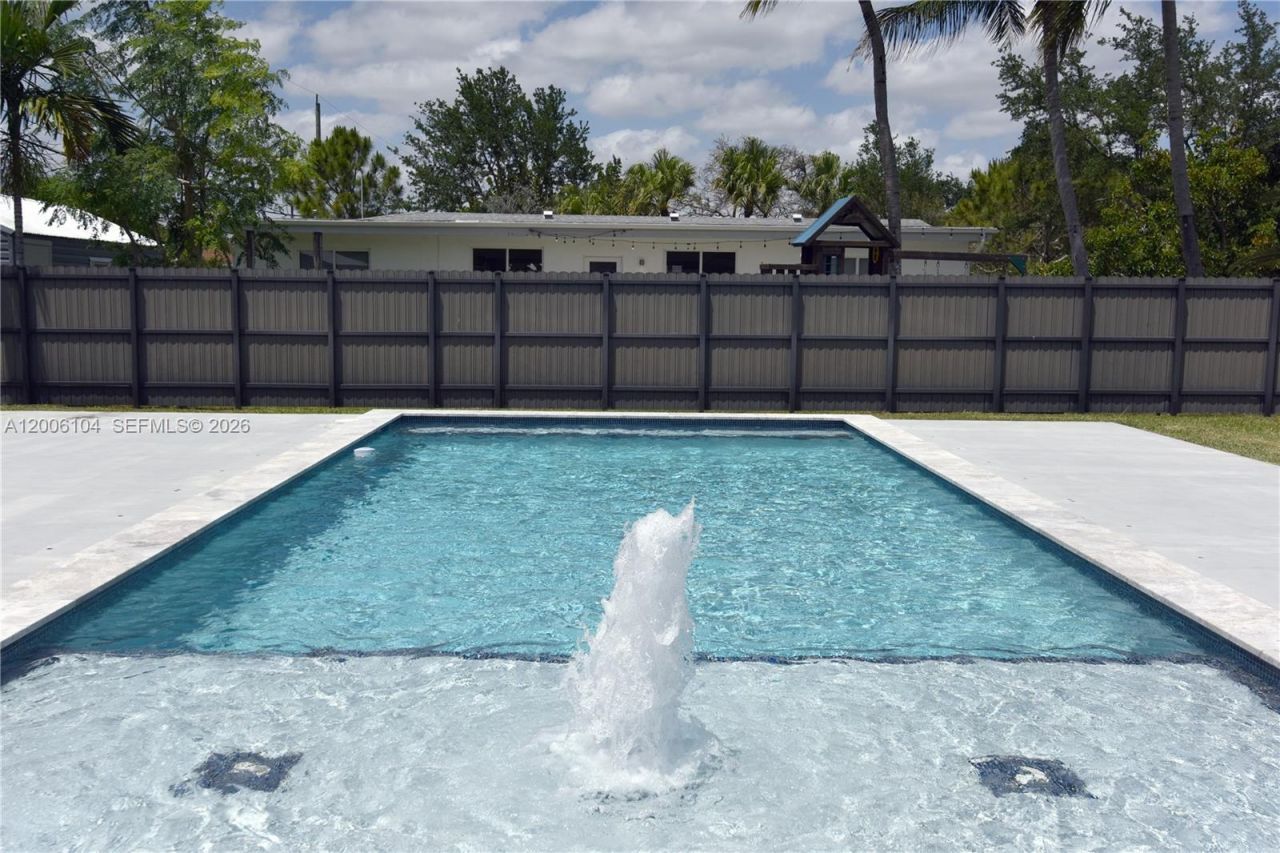 9281 SW 166th Ter , Palmetto Bay, FL 33157 Photo