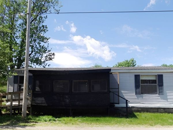 406 E Van Buren Street, Paris, IL 61944