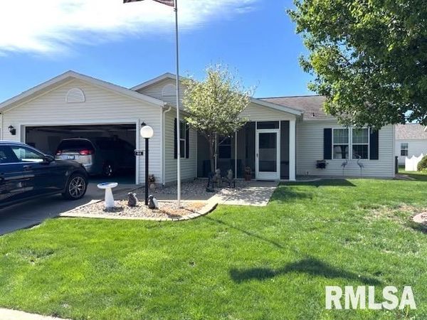 2800 Via Rosso Street, Unit 84, Springfield, IL 62703