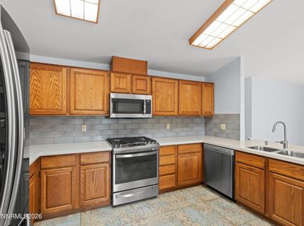 1281 Satellite Drive, Sparks, NV 89436 Photo