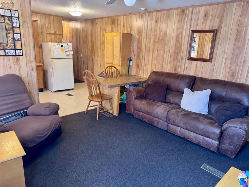 1015 N Main, Clyde, OH 43410 Photo 2