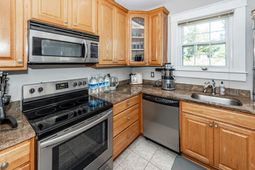 99 Sans Souci Street photo 4