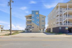 3104 N Ocean Boulevard photo 4