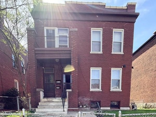 6726 Vermont Avenue , St Louis, MO 63111