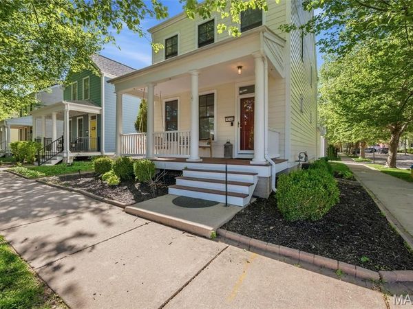 3240 S Civic Green Drive , St Charles, MO 63301