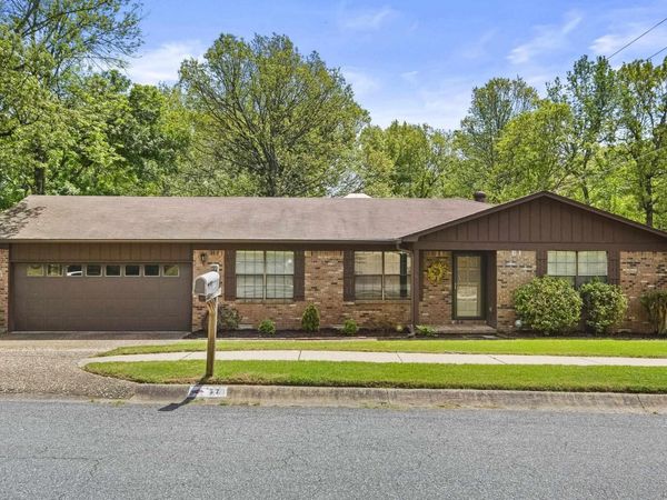 77 Kings River Rd, North Little Rock, AR 72116