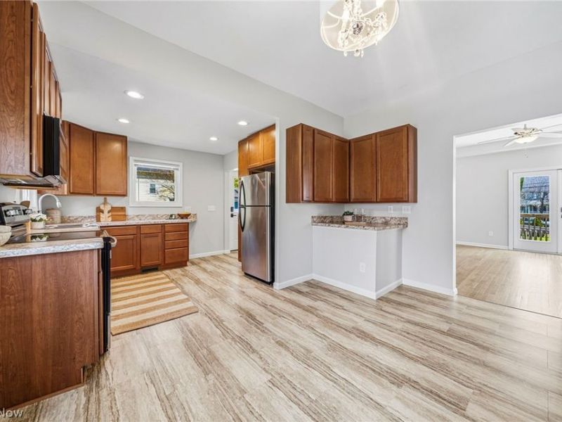 409 W Grant Street, Kent, OH 44240 Photo 5