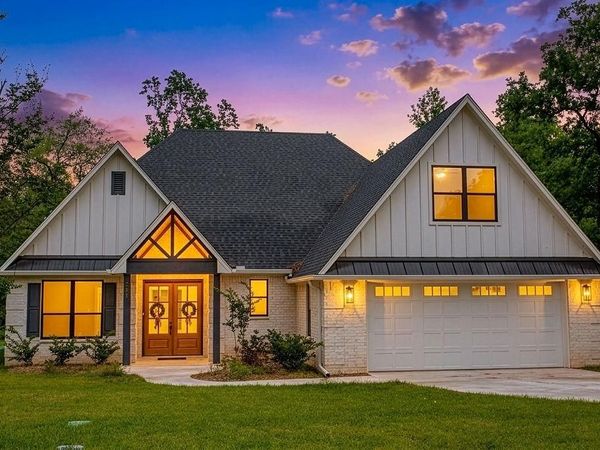 221 Brookside Drive , Hideaway, TX 75771