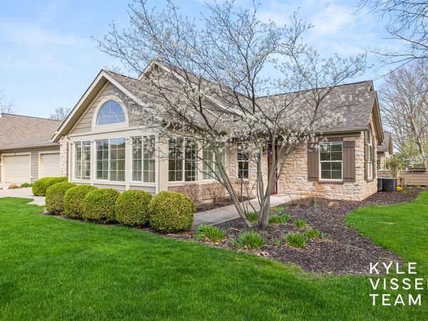 920 Bridge Crest Drive SE, Ada, MI 49301