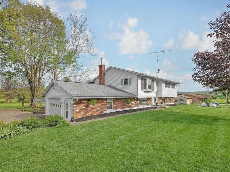 12778 Claylick Road SE, Newark, OH 43056 Photo 2