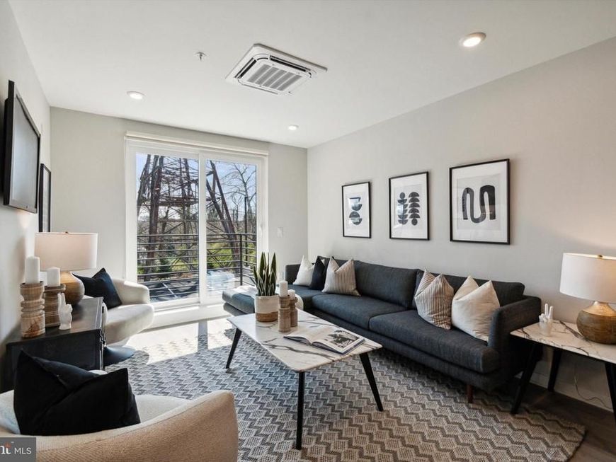 3449 Scotts Lane, Unit A306, Philadelphia, PA 19129 Main Photo