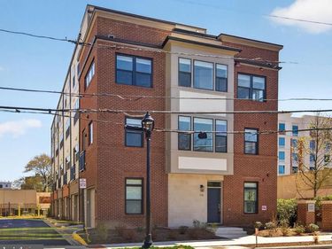 138 N OAK STREET, FALLS CHURCH, VA 22046