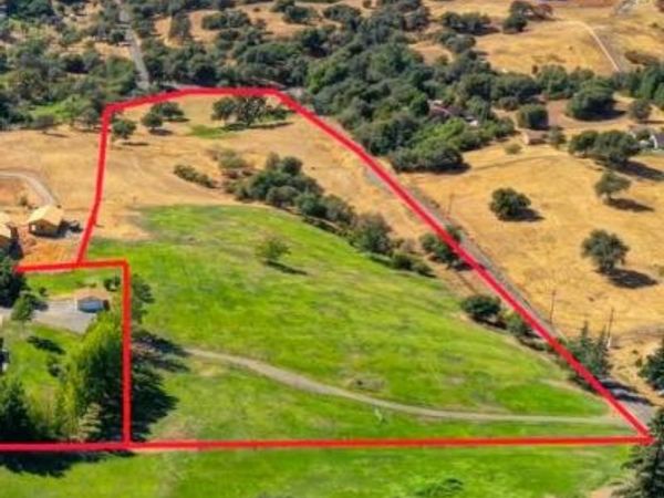 3180 Rattlesnake Road, Newcastle, CA 95658