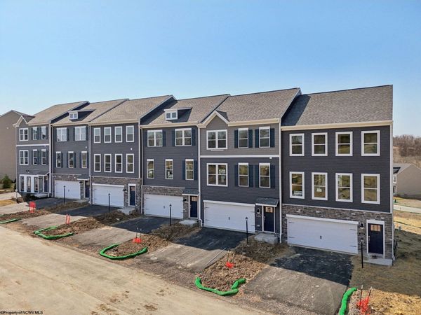 503 Zachwell Circle, Morgantown, WV 26501