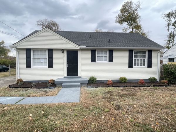 2306 Hammond Dr , Nashville, TN 37208