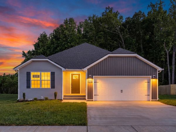 1590 Fredrick Dr , Clarksville, TN 37042